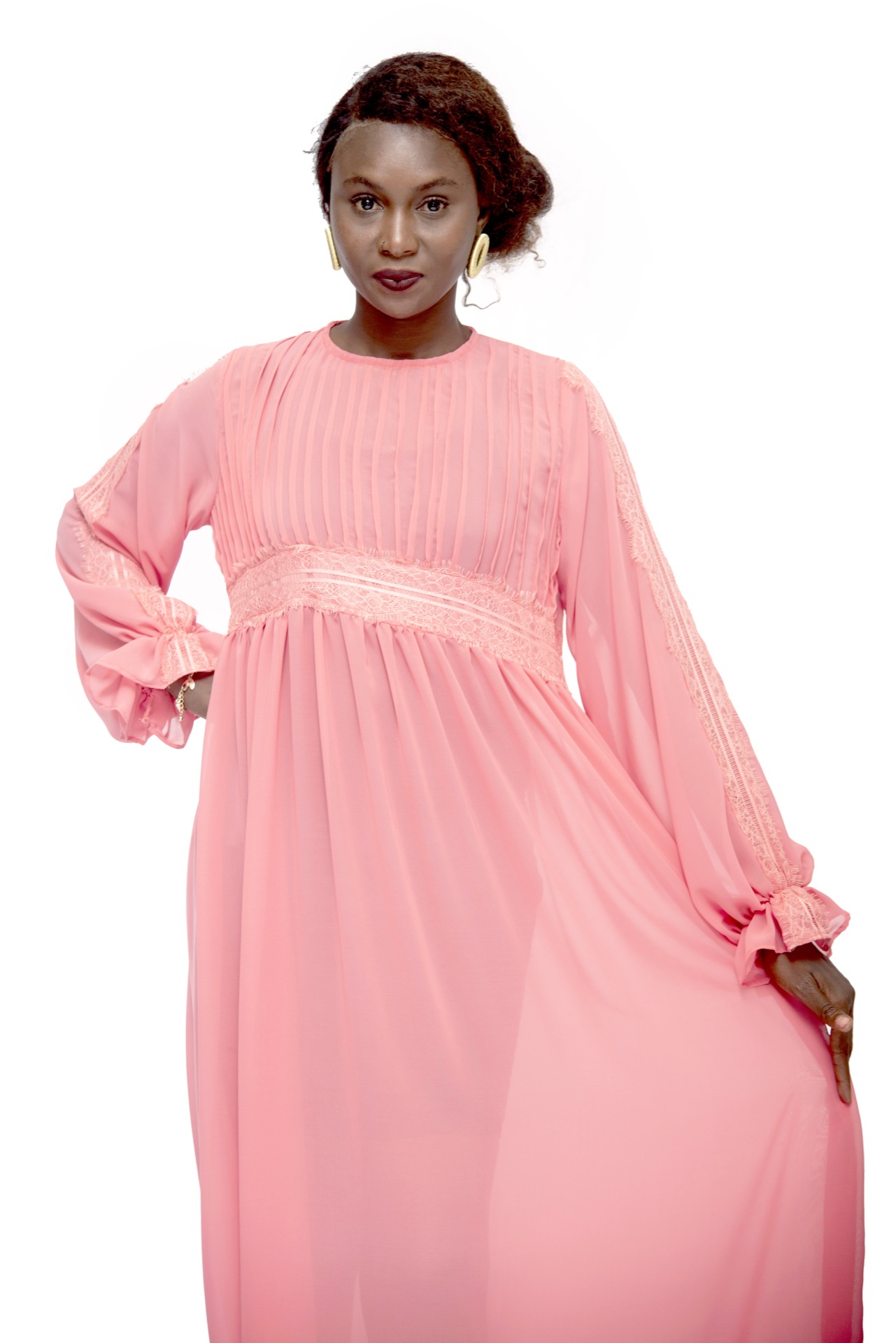 Tunique en chiffon, ornement dentelle